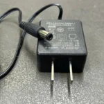 Cục nguồn DC 5V-1A chân cắm tròn 5.5x2.1mm