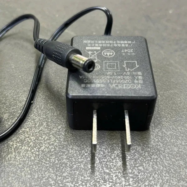 Cục nguồn DC 5V-1A chân cắm tròn 5.5x2.1mm