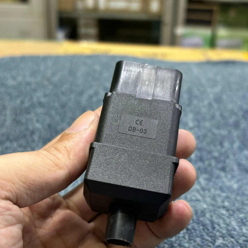 Phích cắm nguồn IEC C20