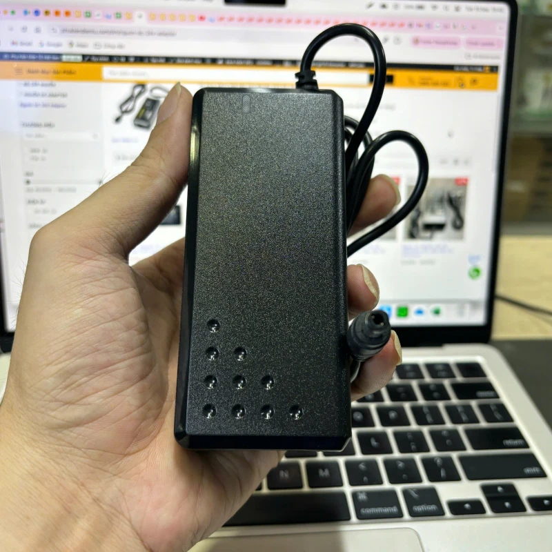 Cục nguồn adapter DC 24V-2A YU2402 4