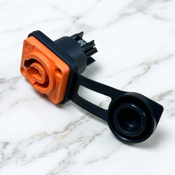 Phích nguồn công nghiệp có khoá xoay 8 Phích nguồn công nghiệp có khoá xoay 8