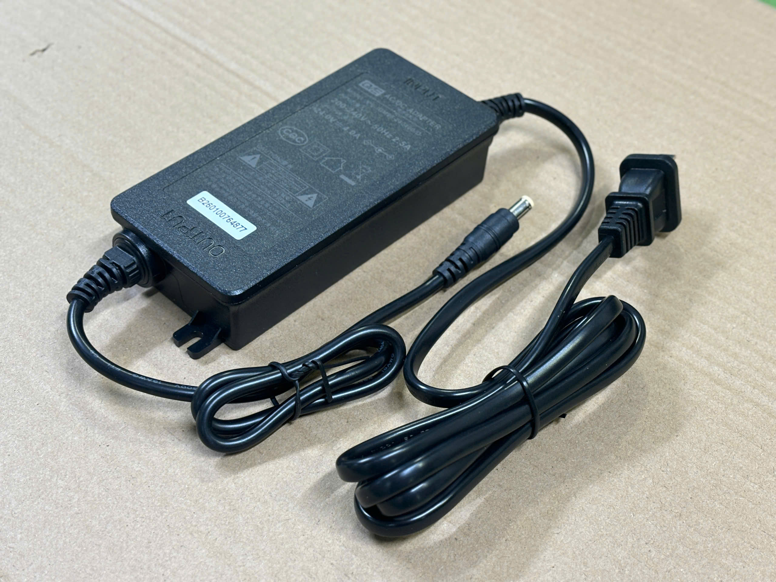 Nguồn DC 24V-4A GVE GM96-240400-D chân DC 5.5x2.5mm, cáp dài tổng 2.1m Nguồn DC 24V-4A GVE GM96-240400-D chân DC 5.5x2.5mm, cáp dài tổng 2.1m