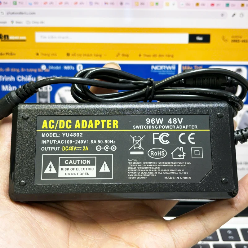 Nguồn DC Adapter 48V-2A YU4802 2 Nguồn DC Adapter 48V-2A YU4802 2
