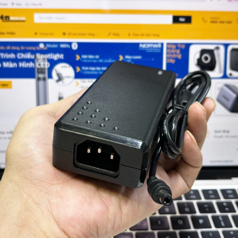 Nguồn DC Adapter 48V-2A YU4802 6 Nguồn DC Adapter 48V-2A YU4802 6